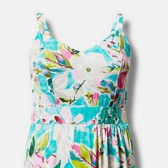 Torrid Blue White Floral Midi Front Slit‎ Skirt Studio Knit Wrap Dress Size 4X - Picture 3 of 3